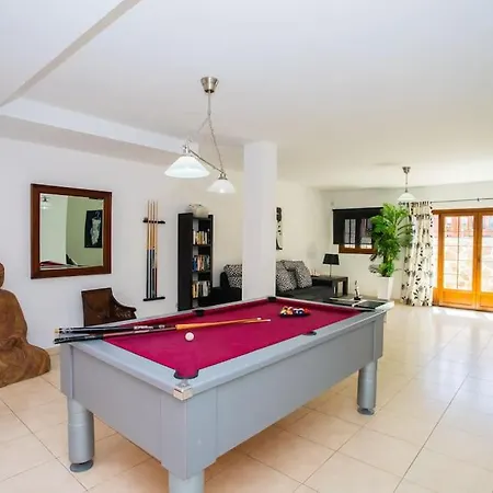 Vistas Al Mar, Piscina Climatizada Y Jacuzzi *