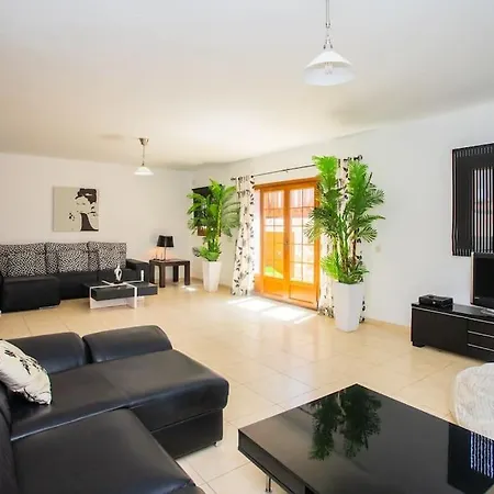 Vistas Al Mar, Piscina Climatizada Y Jacuzzi Villa *