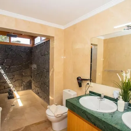 Villa Vistas Al Mar, Piscina Climatizada Y Jacuzzi Playa Blanca (Lanzarote)