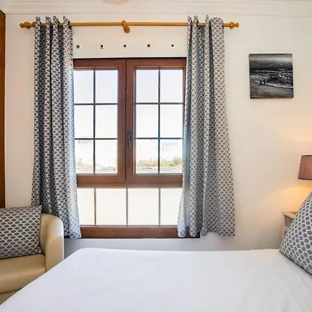 Villa Vistas Al Mar, Piscina Climatizada Y Jacuzzi